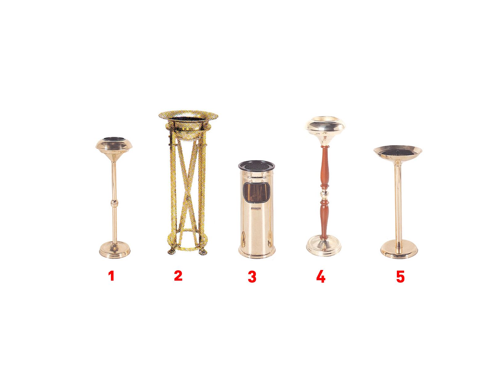 EM 318 Ashtrays (Brass)