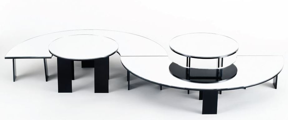 Display Stand With Mirror / 4 Pieces