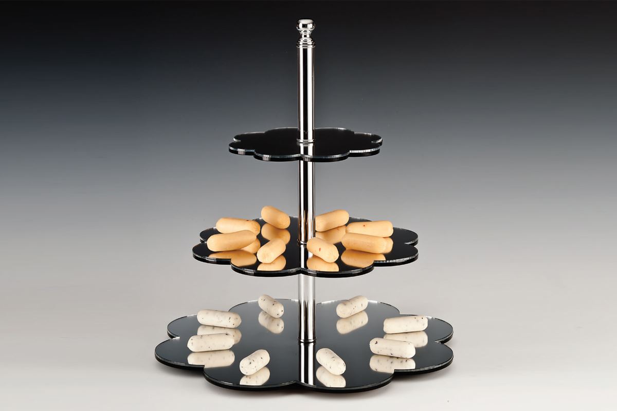 Display Stand With Mirror / Daisy
