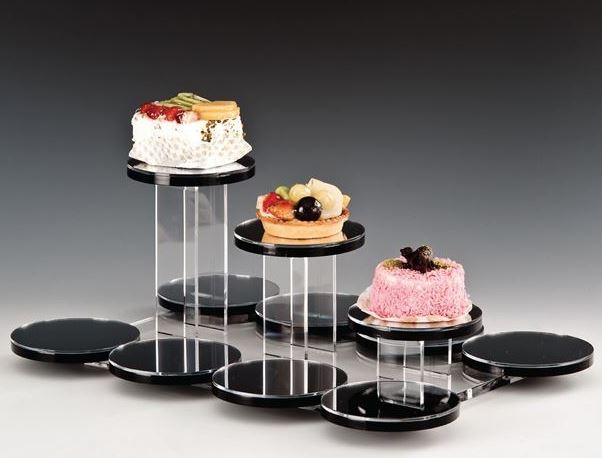 Display Stand With Mirror