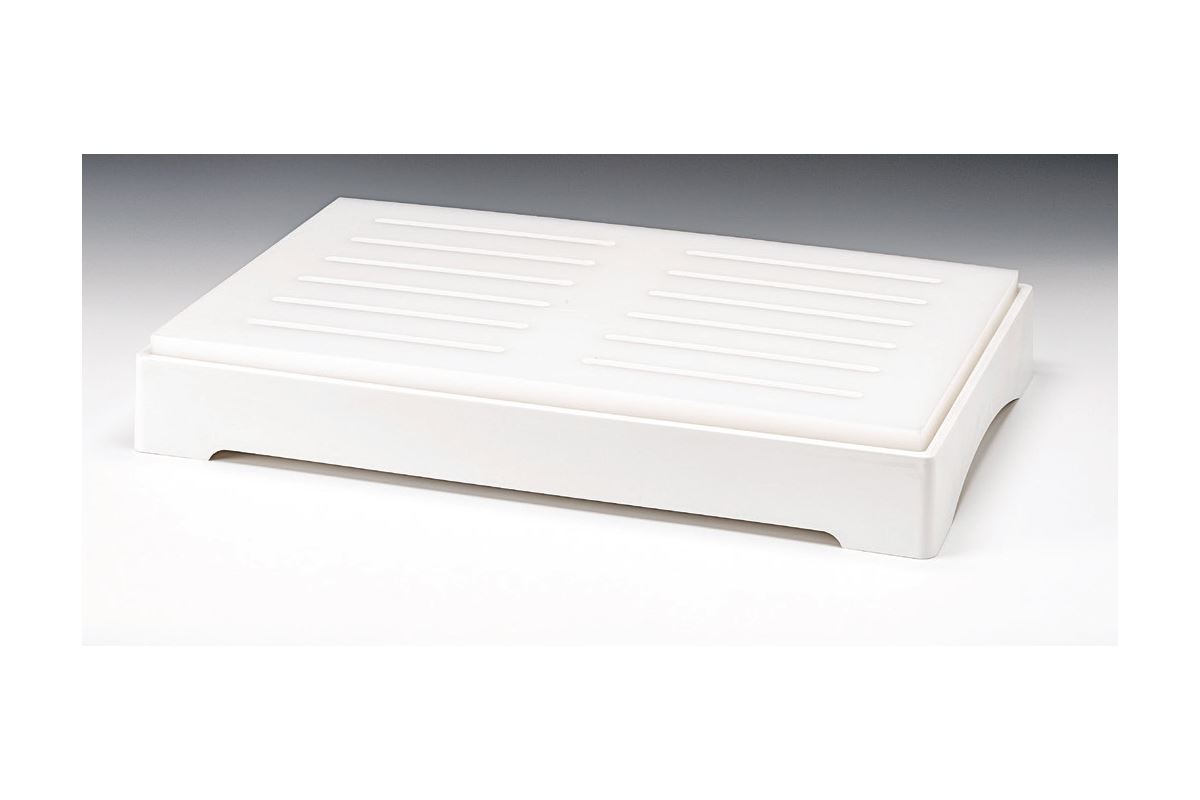 Bread Cutting Board With Polycarbonate Base