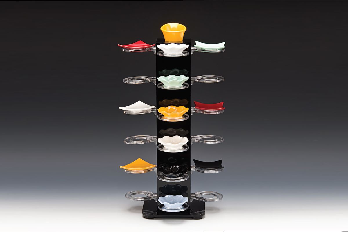 Rotating Acrylic Minimel Display Stand with 21 Pieces